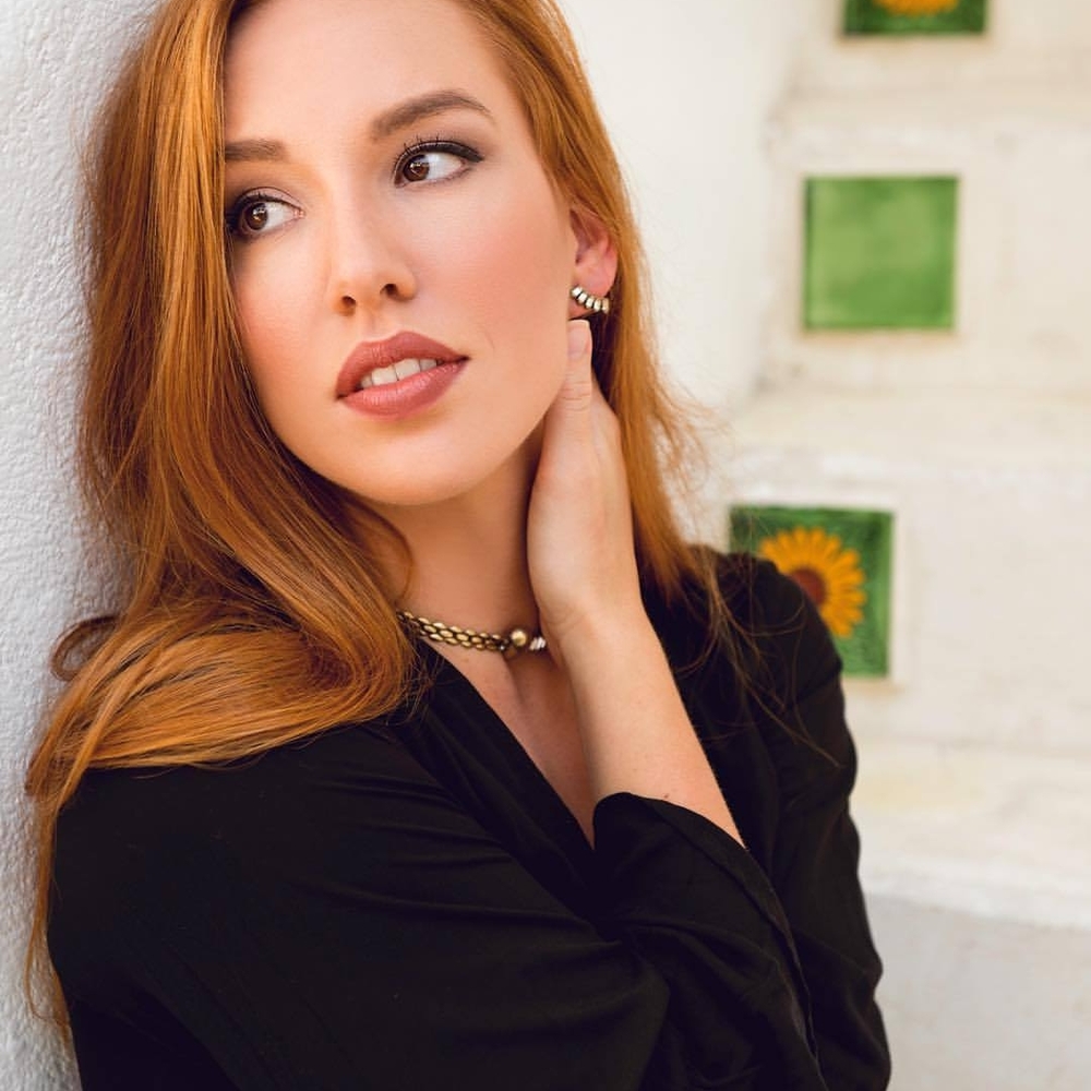 Meet your Posher, Stephanie